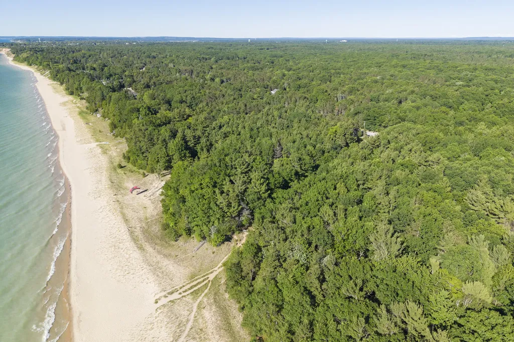 2721 Red Apple Road Filer Charter Township MI 49660