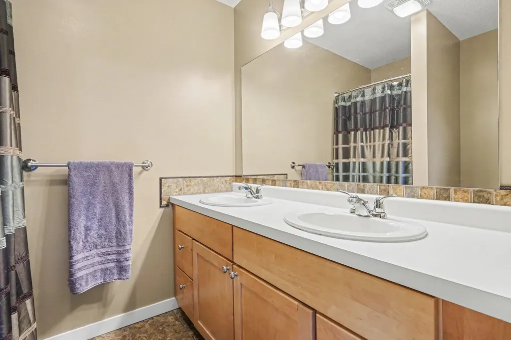 3921 S Sheridan Drive Fruitport Charter Township MI 49444