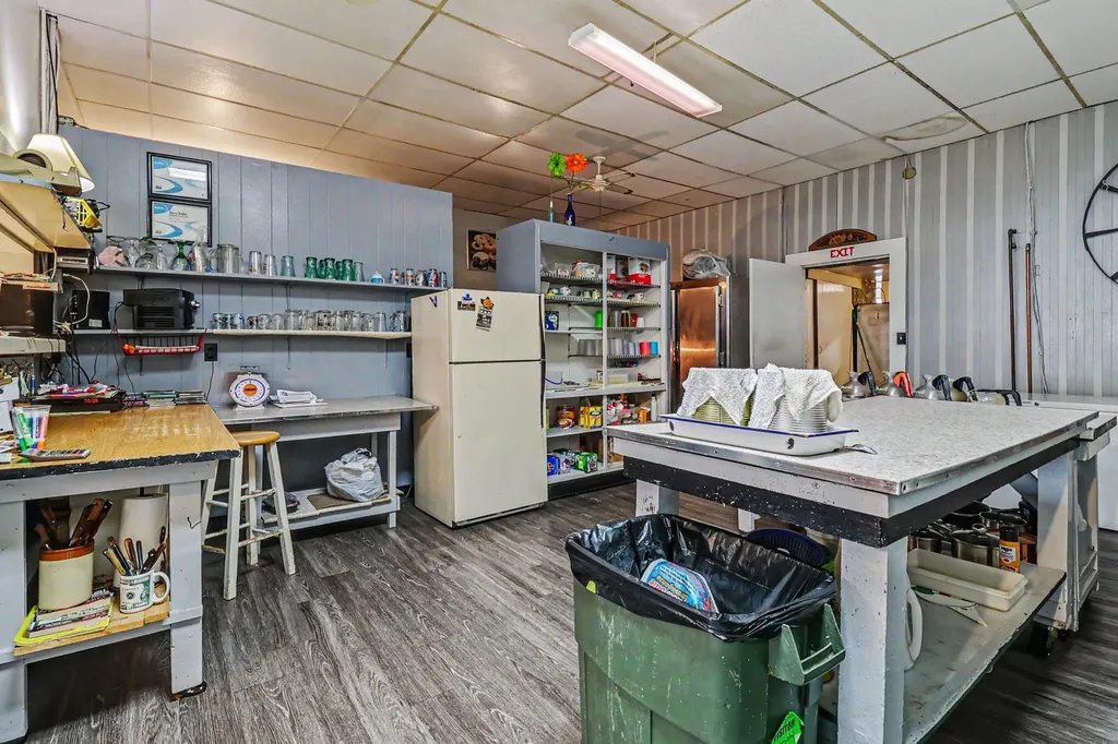 216 N Michigan Avenue Shelby Village MI 49455