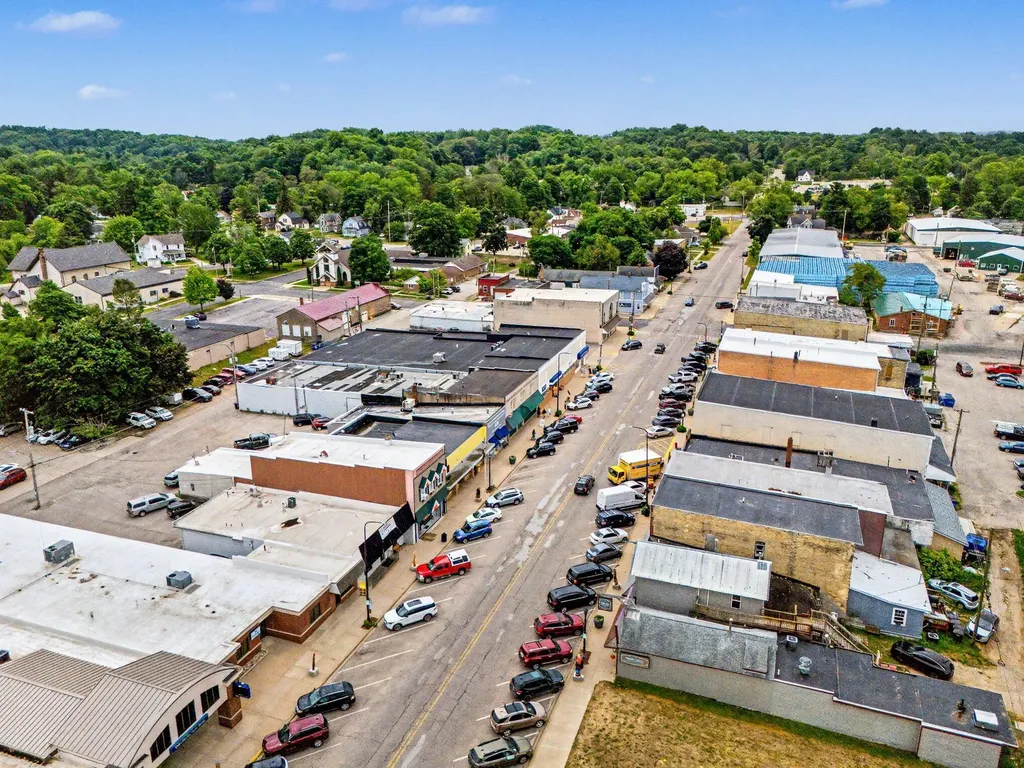 216 N Michigan Avenue Shelby Village MI 49455