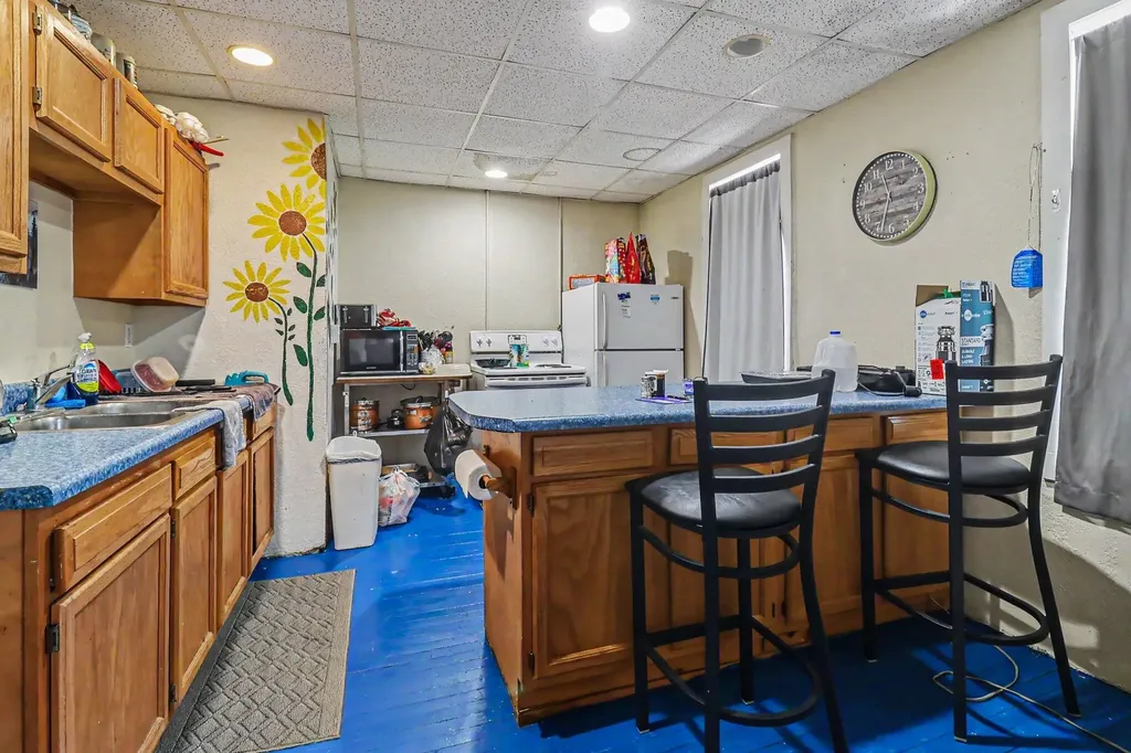 216 N Michigan Avenue Shelby Village MI 49455