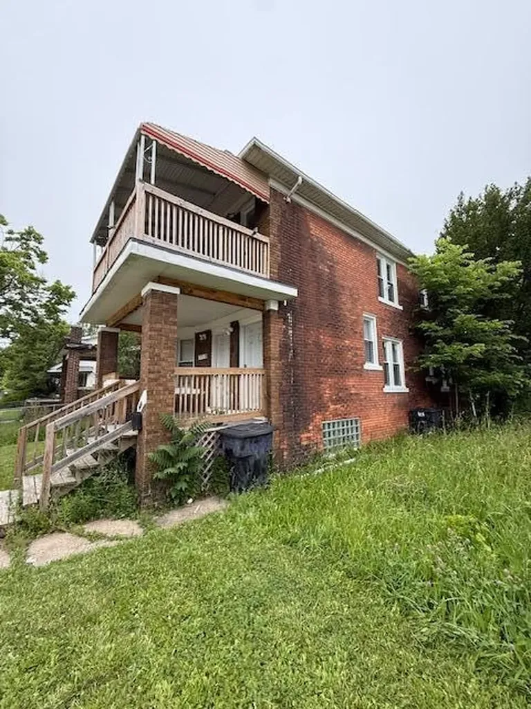 1634 W Philadelphia Street Detroit City MI 48206