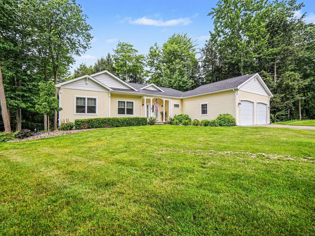 1655 Glenwood Road Hamlin Township MI 49431