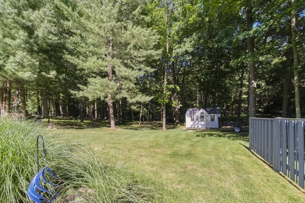 10826 Old Freesoil Road N Grant Township MI 49660