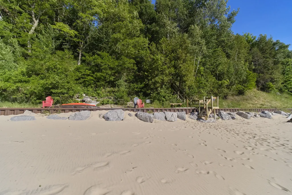 10826 Old Freesoil Road N Grant Township MI 49660