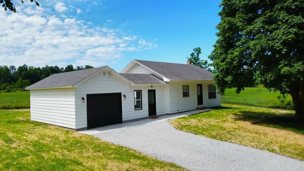 3917 W Shelby Road Shelby Township MI 49455