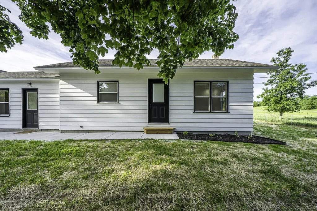 3917 W Shelby Road Shelby Township MI 49455