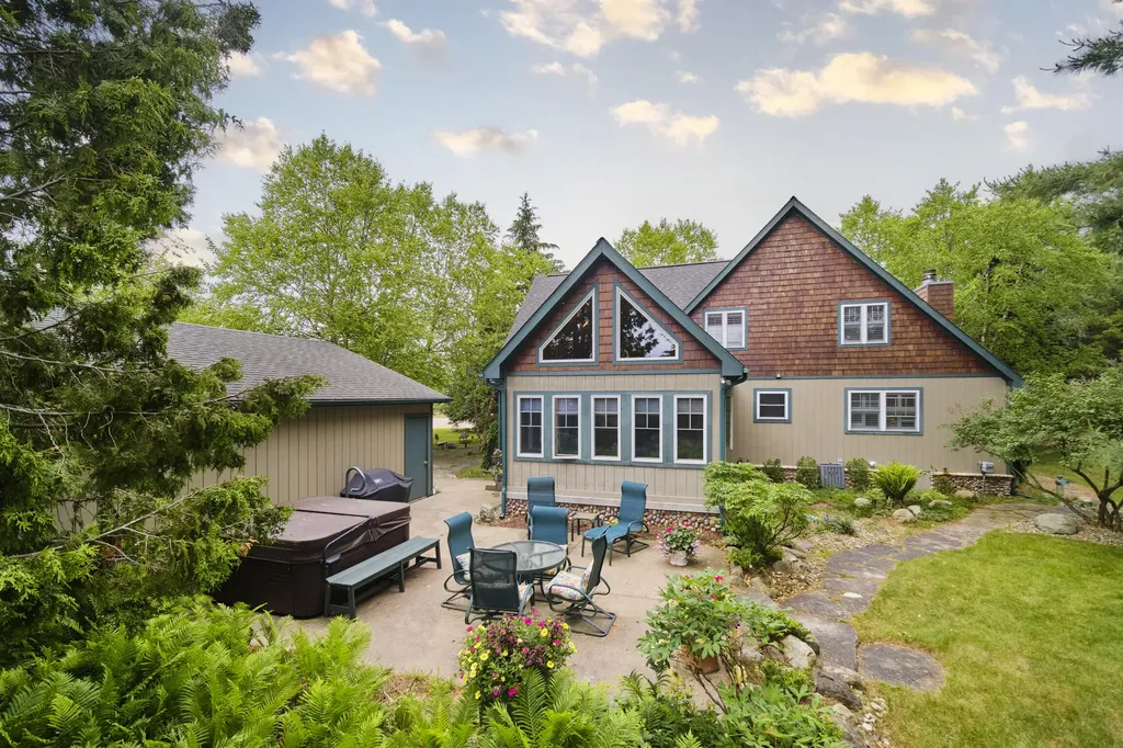 8792 S Greenway Street Onekama Township MI 49675