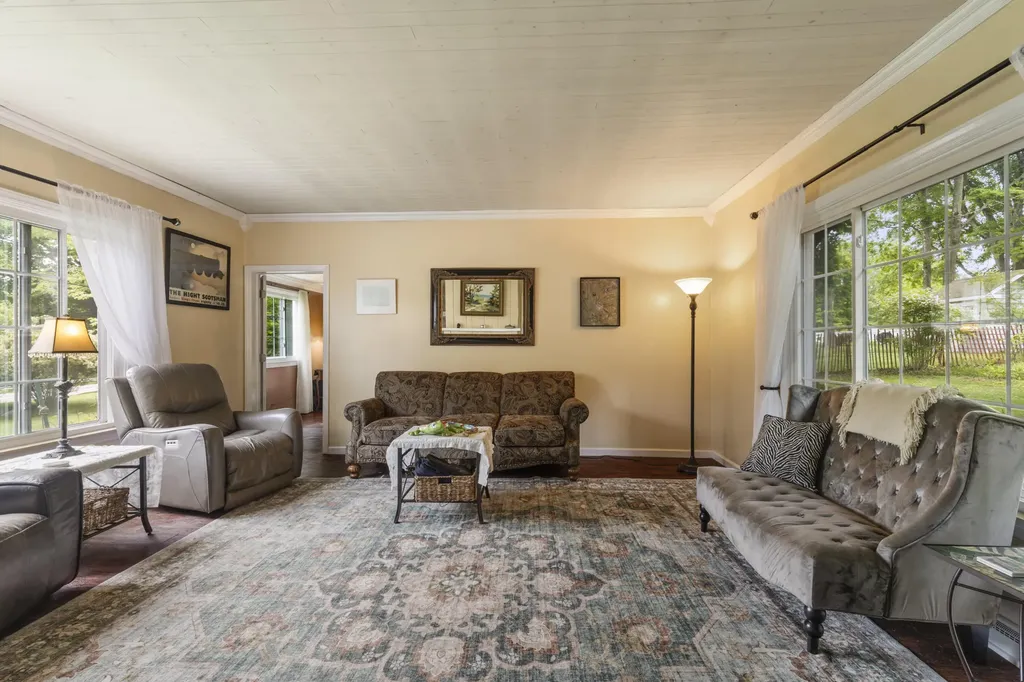 657 Crystal Avenue Frankfort City MI 49635