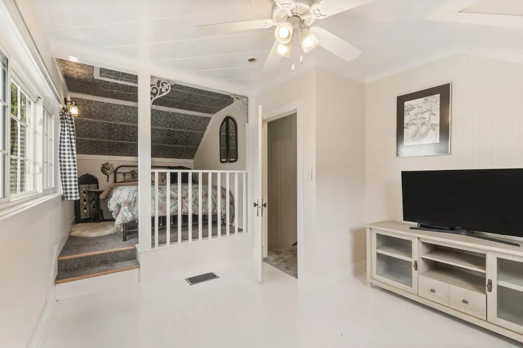 657 Crystal Avenue Frankfort City MI 49635