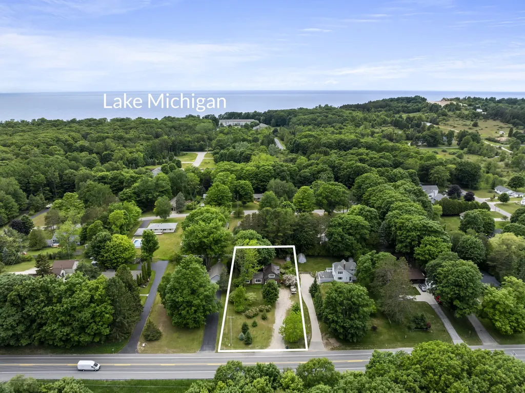657 Crystal Avenue Frankfort City MI 49635
