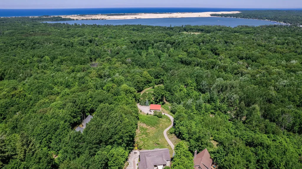 8562 W Woodridge Drive Golden Township MI 49436