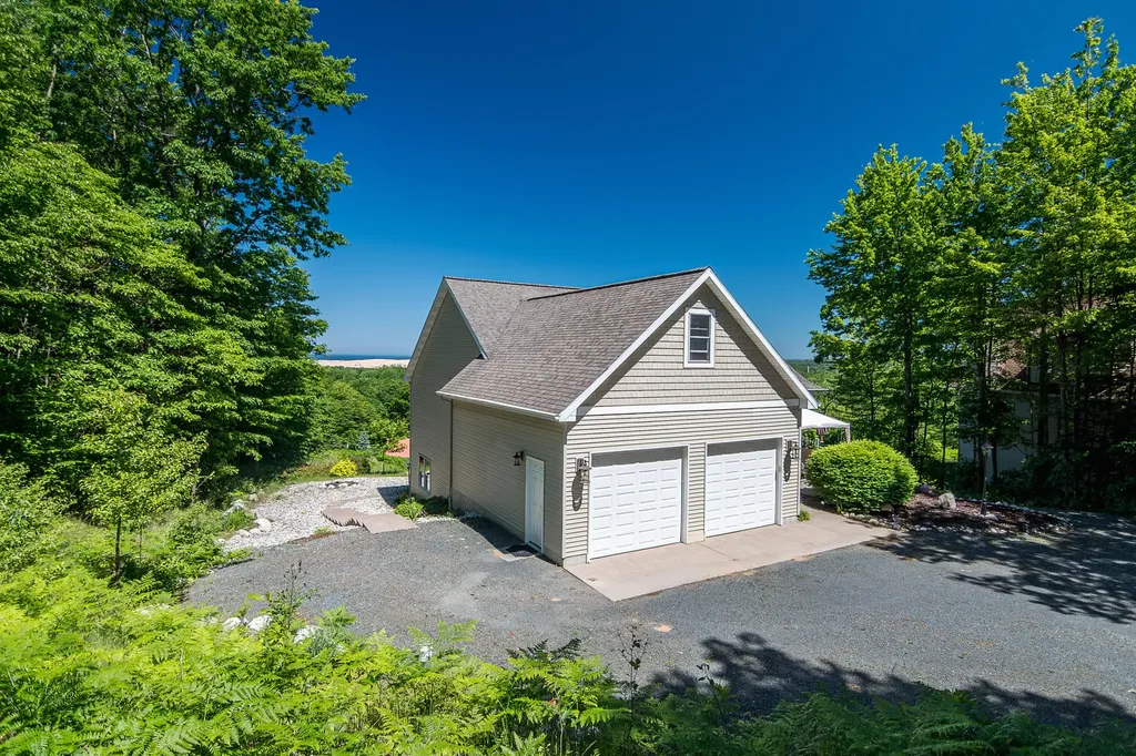 8562 W Woodridge Drive Golden Township MI 49436