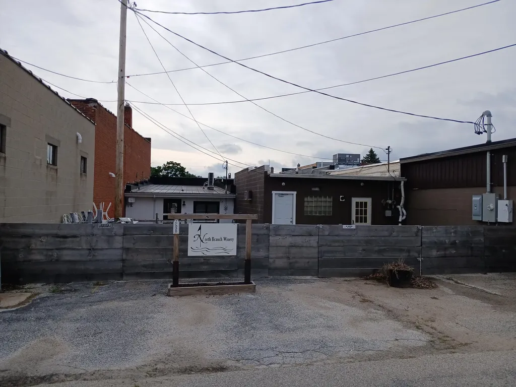 126 & 128 S Main Street Scottville City MI 49454