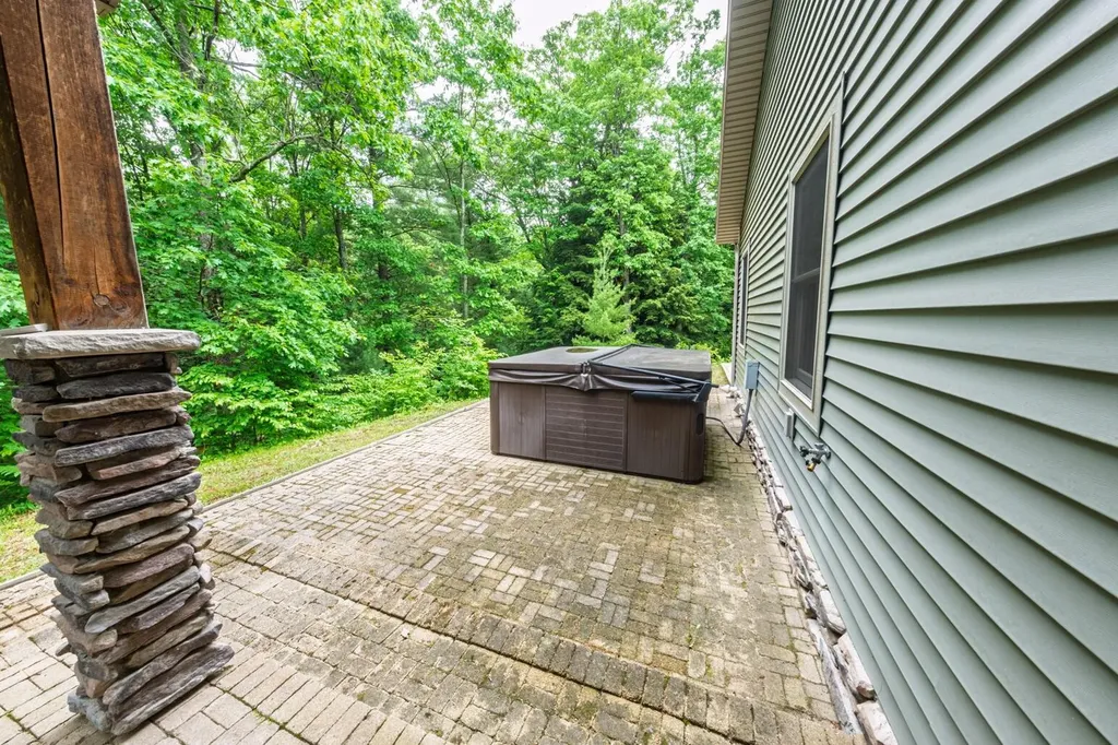 6068 S 142nd Avenue Otto Township MI 49452