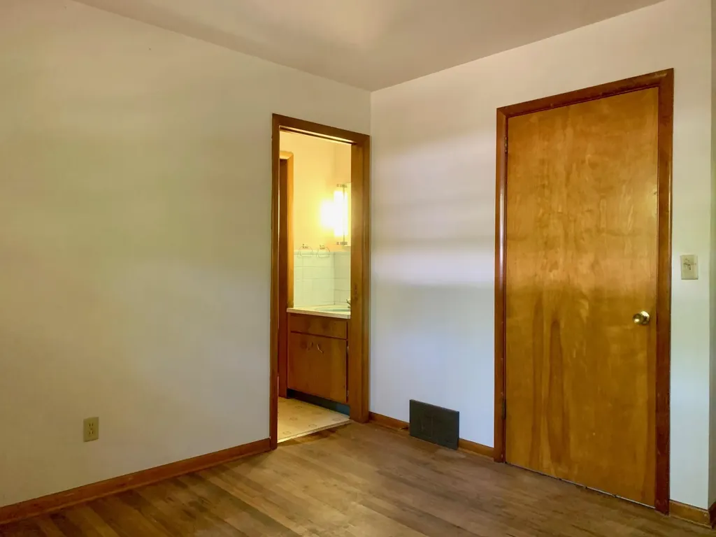 2648 N Lakeshore Drive Hamlin Township MI 49431