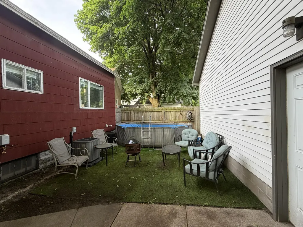 307 6th Street Manistee City MI 49660