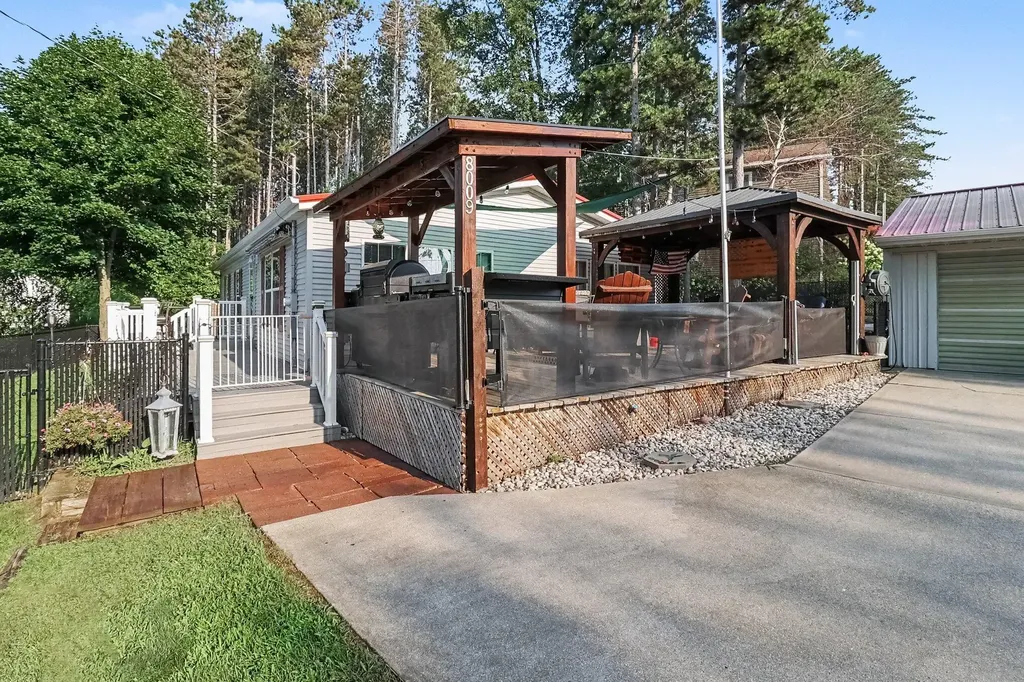 8009 W Lumberjack Drive Golden Township MI 49436