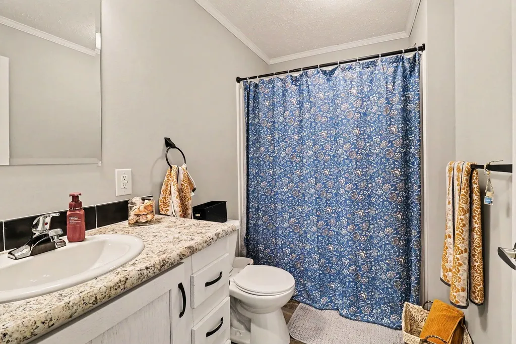 5957 E Ford Lake Dr. Drive Sheridan Township MI 49410