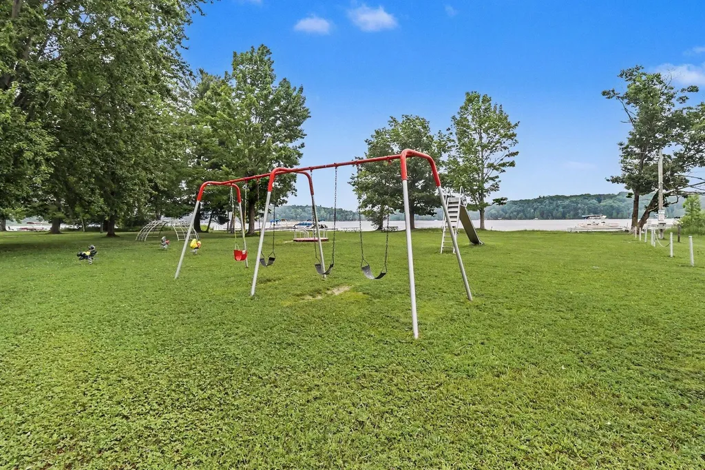 5957 E Ford Lake Dr. Drive Sheridan Township MI 49410