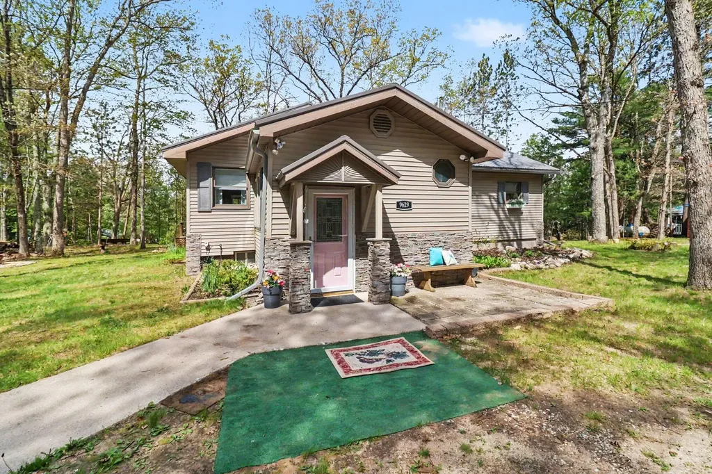 9629 N Kings Point Elk Township MI 49644