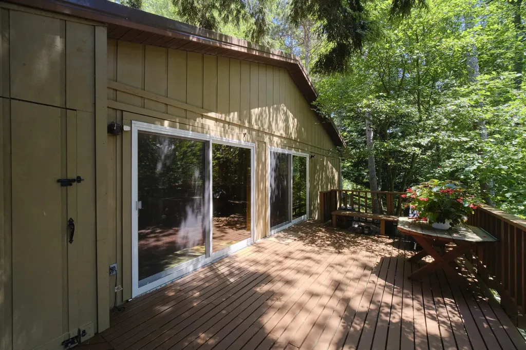 10777 Old Freesoil Road Grant Township MI 49660