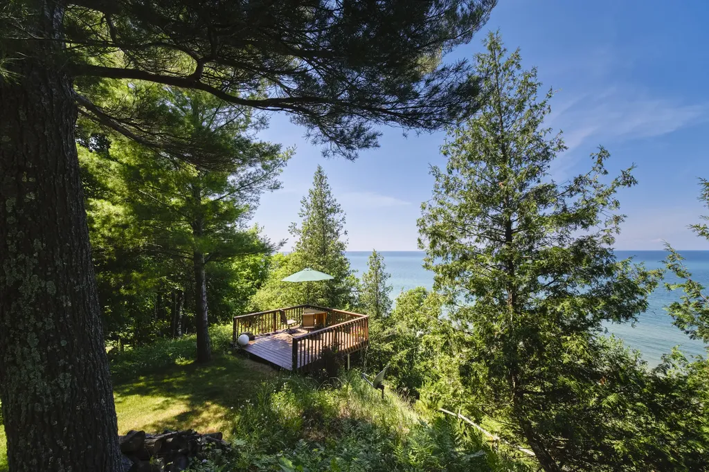 10777 Old Freesoil Road Grant Township MI 49660