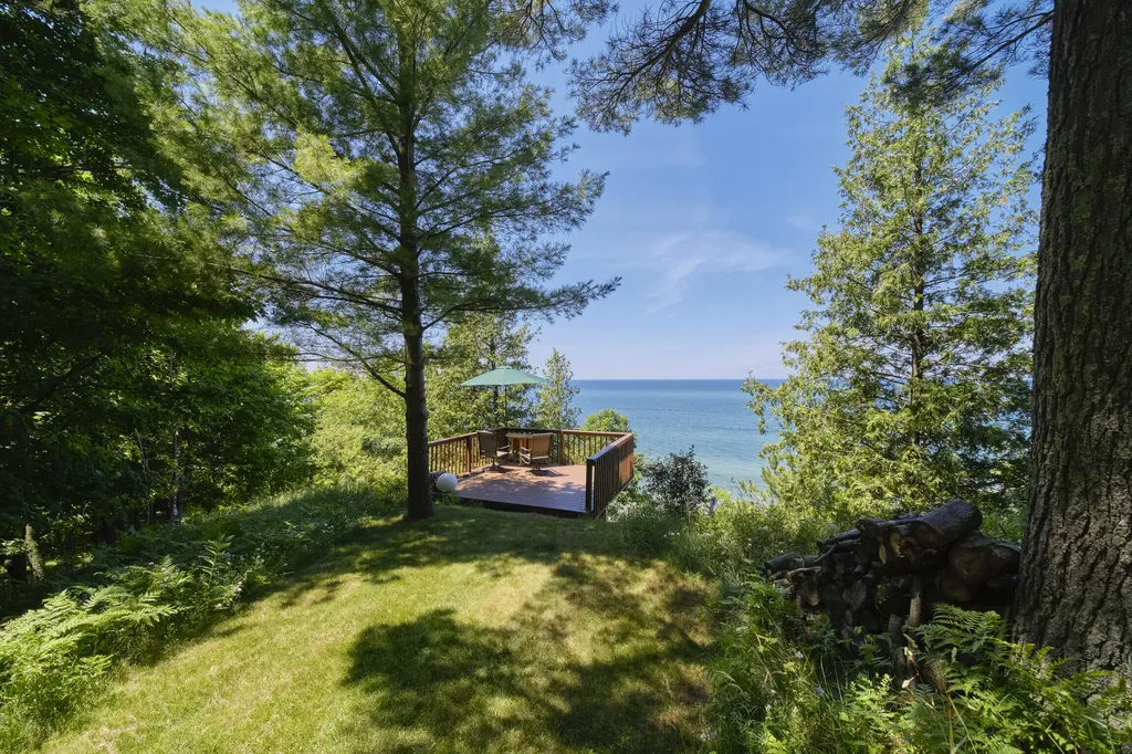 10777 Old Freesoil Road Grant Township MI 49660