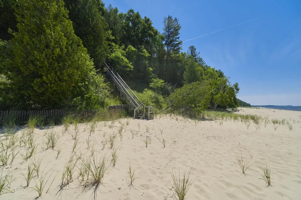 10777 Old Freesoil Road Grant Township MI 49660