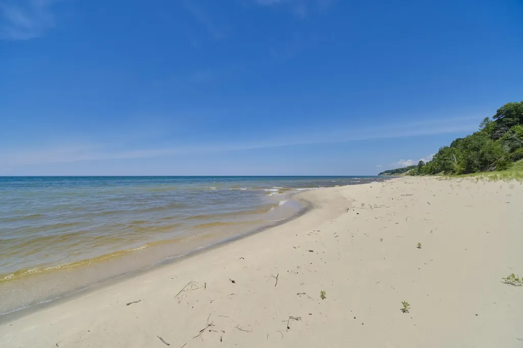 10777 Old Freesoil Road Grant Township MI 49660