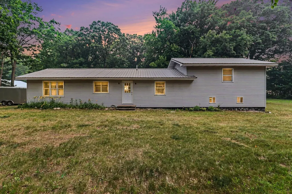 4994 E Madison Road Colfax Township MI 49459