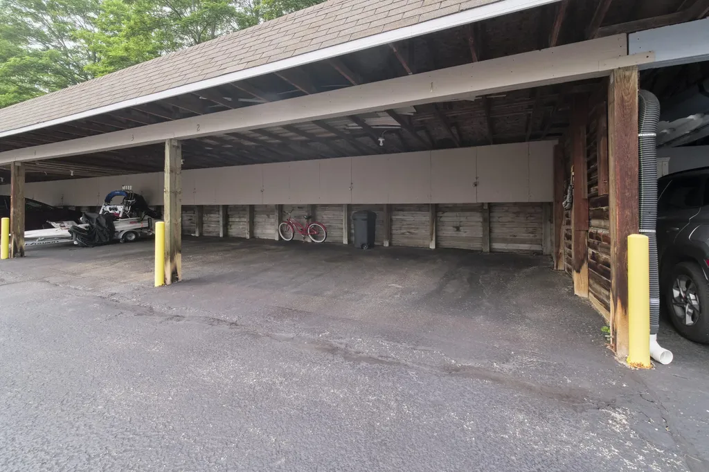 317 5th Avenue Manistee City MI 49660