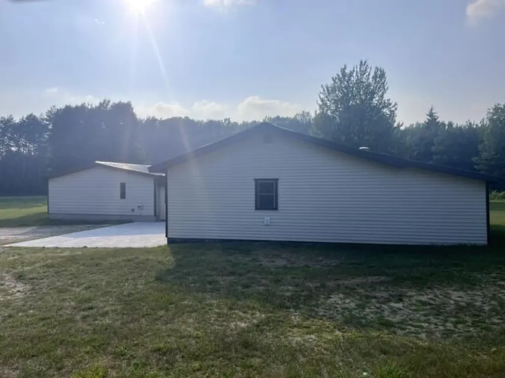 13542 Makinen Road Maple Grove Township MI 49645