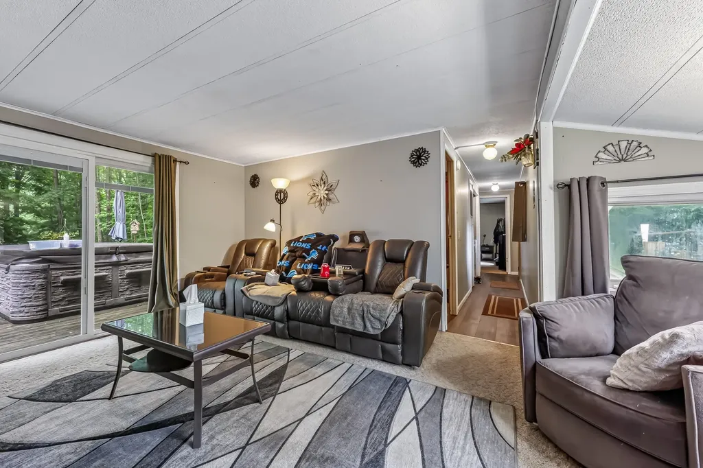 8045 W 16 Mile Troy Township MI 49309