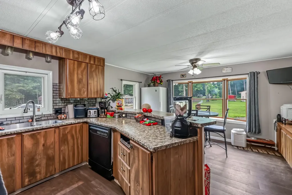 8045 W 16 Mile Troy Township MI 49309
