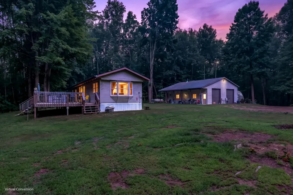 8045 W 16 Mile Troy Township MI 49309