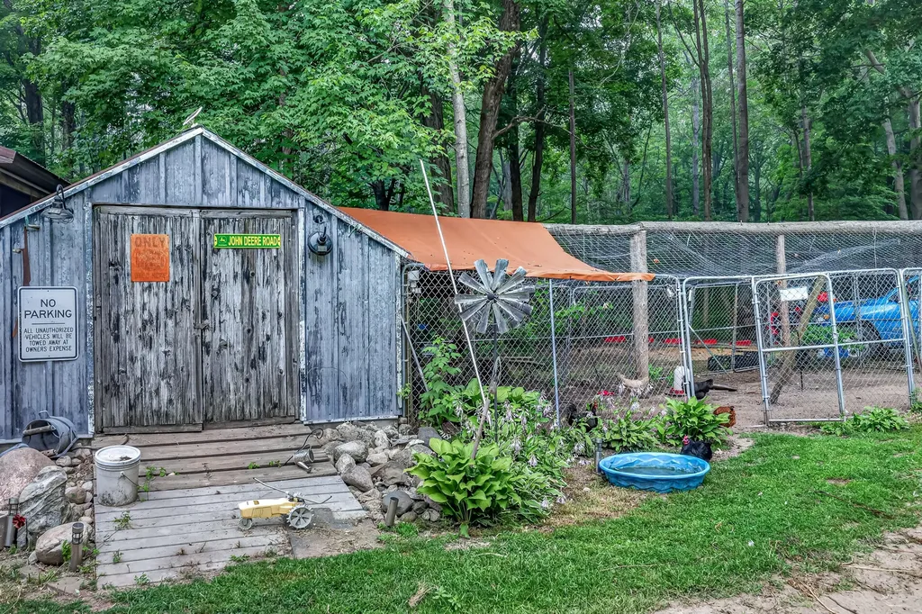 8045 W 16 Mile Troy Township MI 49309