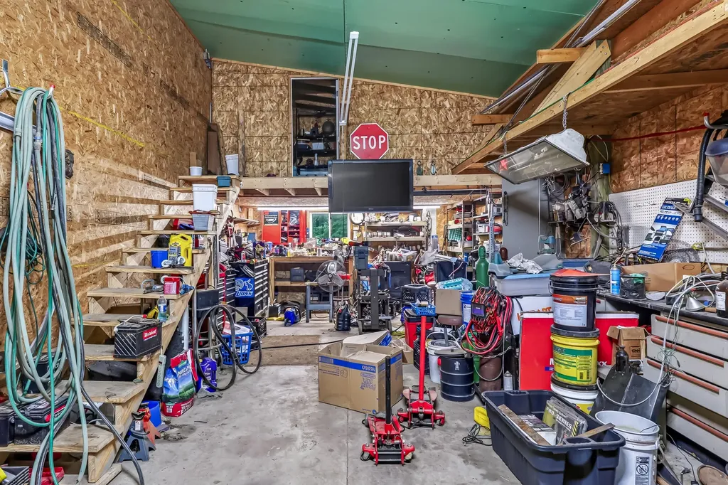 8045 W 16 Mile Troy Township MI 49309