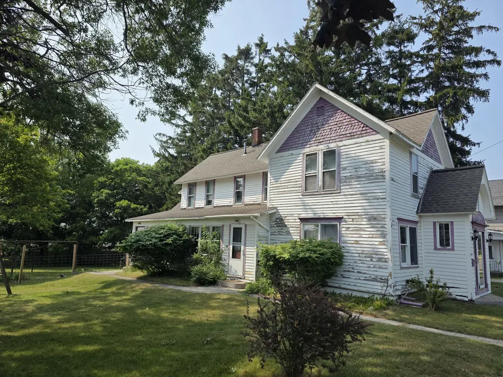 244 Washington Street Manistee City MI 49660