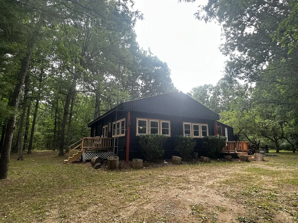 11384 N Irons Road Eden Township MI 49644