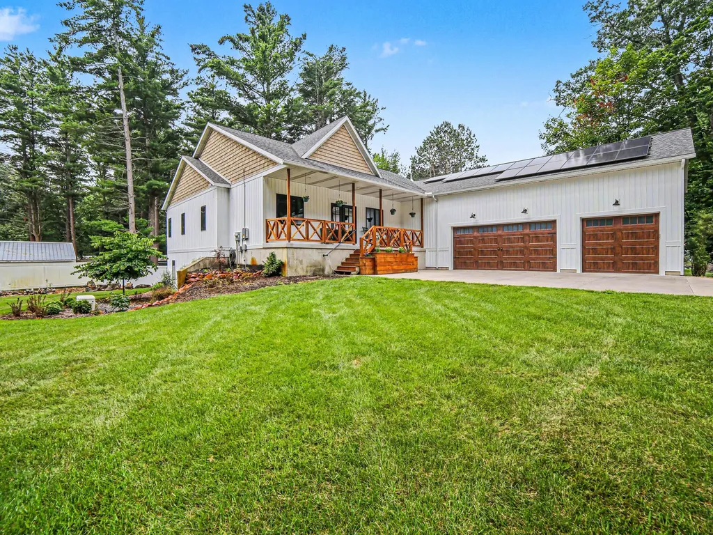 629 Sands Street Pentwater Village MI 49449