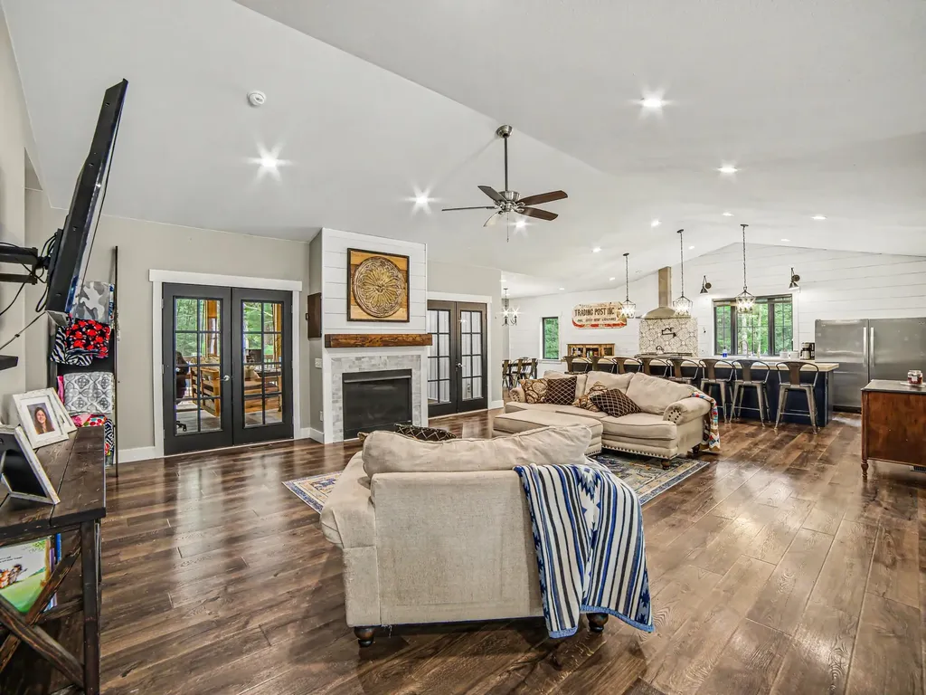 629 Sands Street Pentwater Village MI 49449