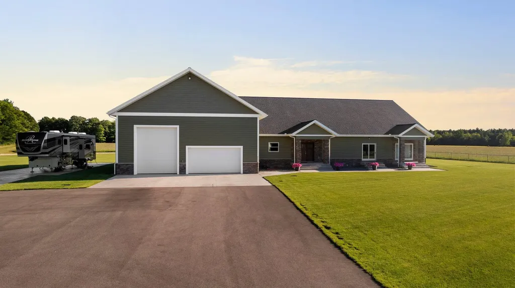 5859 Potter Road Onekama Township MI 49614