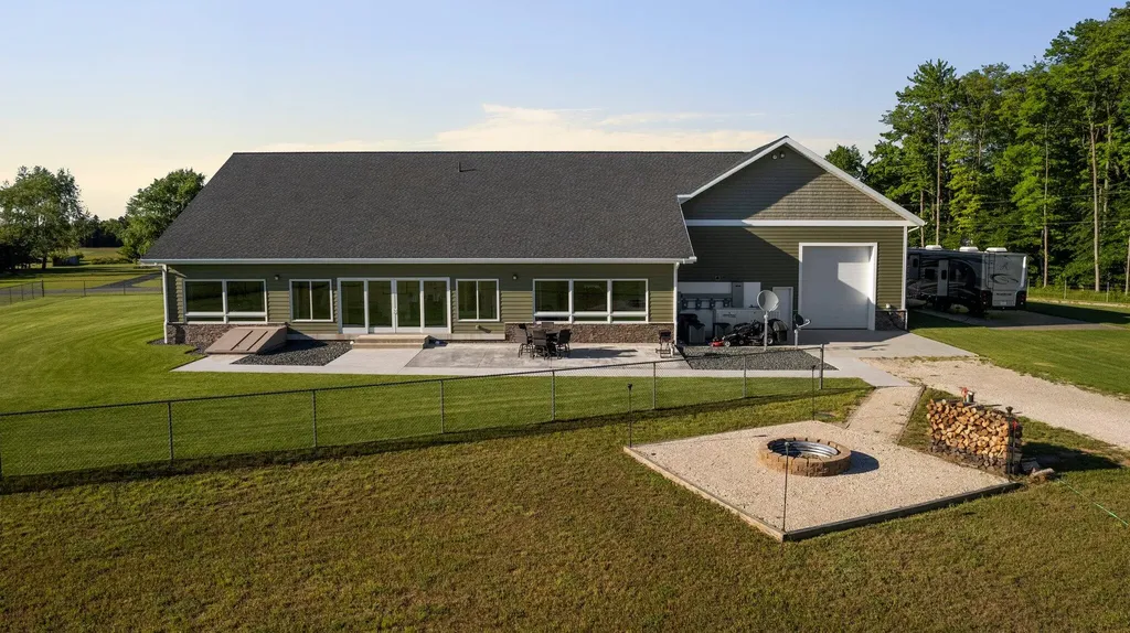 5859 Potter Road Onekama Township MI 49614
