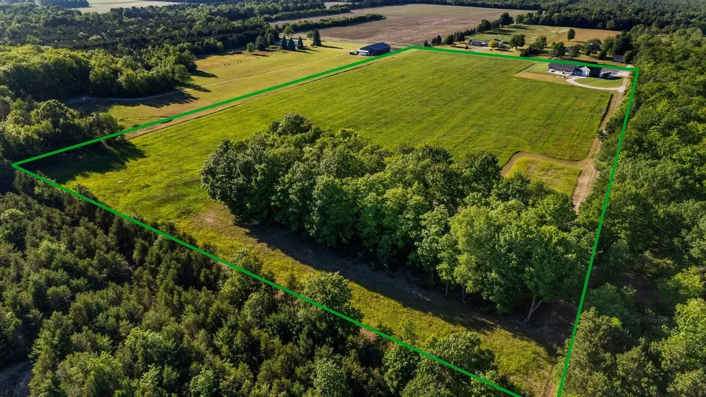 5859 Potter Road Onekama Township MI 49614