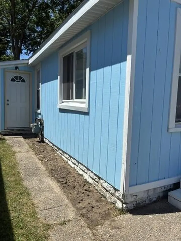 2203 Larue Street Muskegon City MI 49441