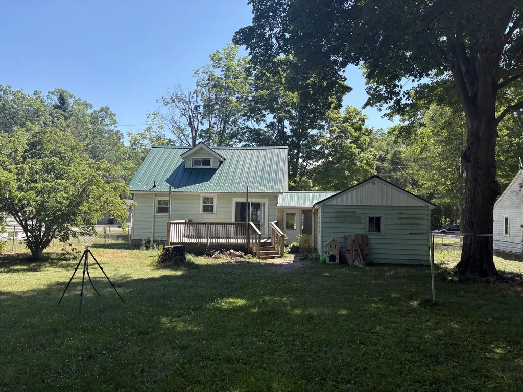 575 S Wolf Lake Road Egelston Township MI 49442