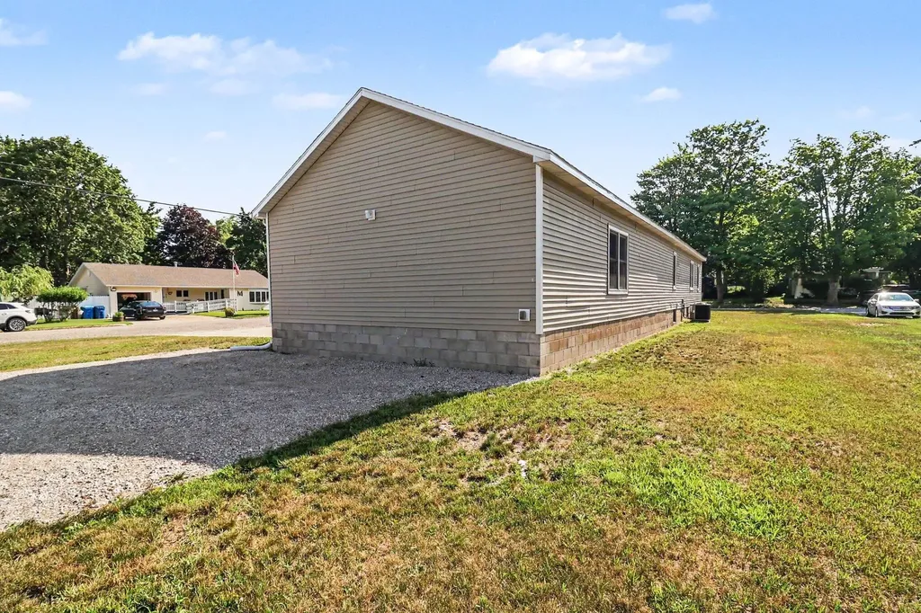 509 N Delia Street Ludington City MI 49431
