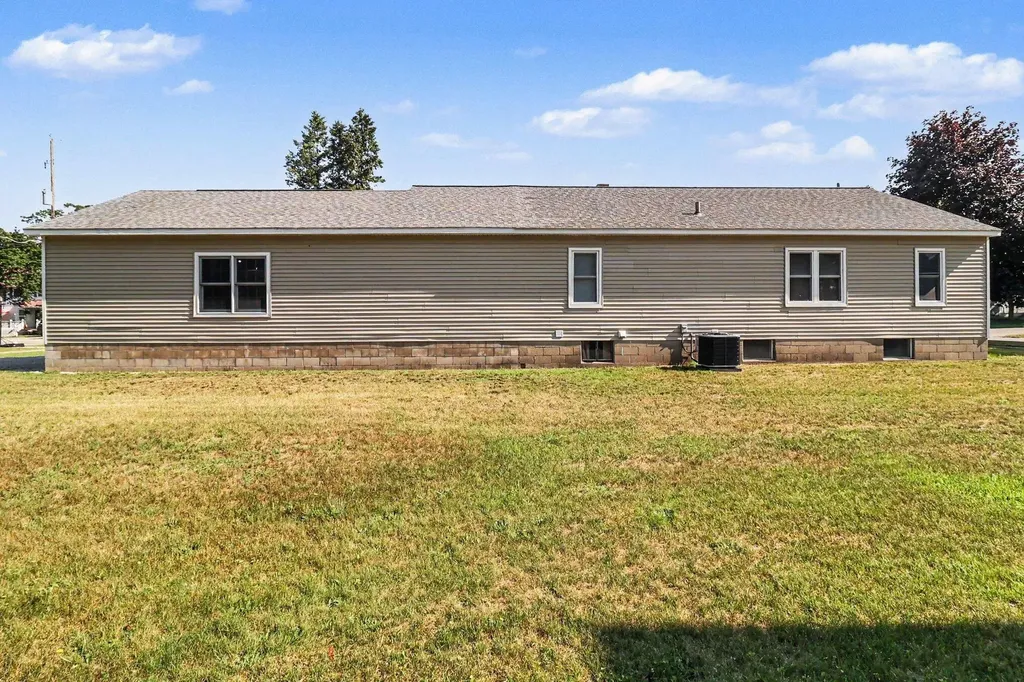 509 N Delia Street Ludington City MI 49431