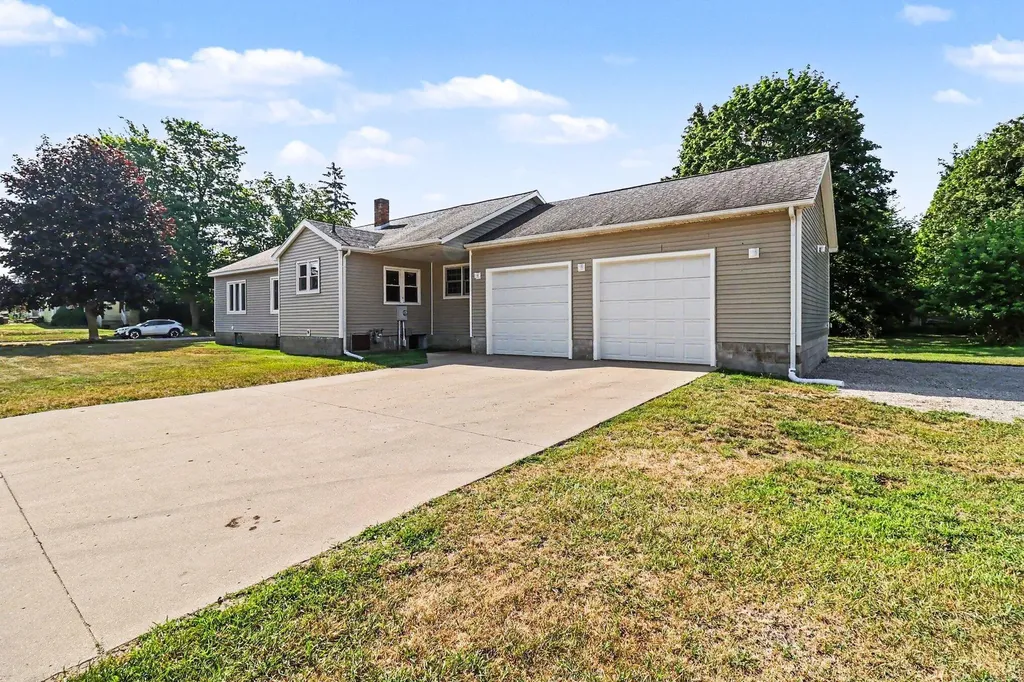 509 N Delia Street Ludington City MI 49431